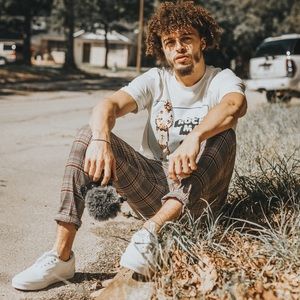 Meet your Posher, Marcus